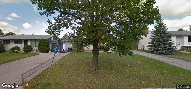 Larawan ng 71 Carlos Lane sa Winnipeg, Manitoba