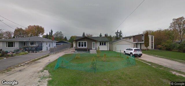 714 Charleswood Road（加拿大曼尼托巴省溫尼伯市）房屋照片