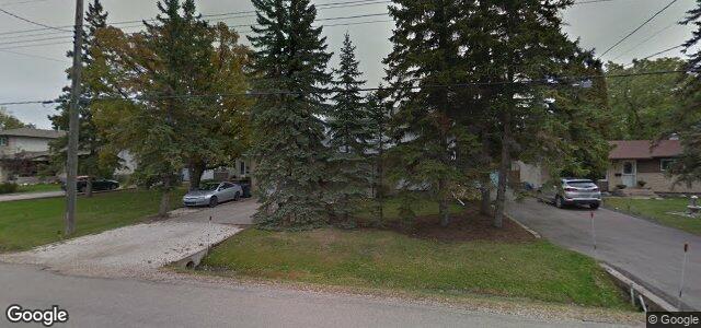Larawan ng 717 Charleswood Road sa Winnipeg, Manitoba