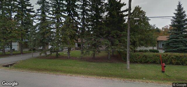 Larawan ng 721 Charleswood Road sa Winnipeg, Manitoba