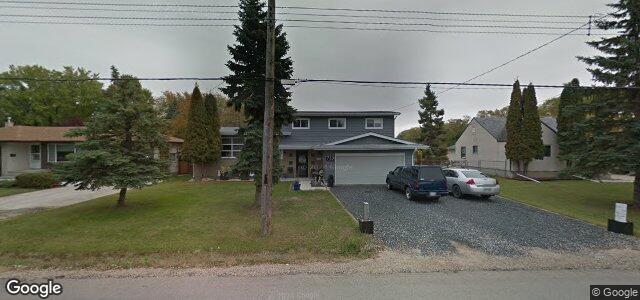 Larawan ng 733 Charleswood Road sa Winnipeg, Manitoba
