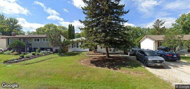 Larawan ng 734 Community Row sa Winnipeg, Manitoba