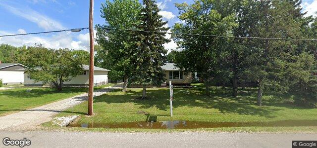 Larawan ng 737 Community Row sa Winnipeg, Manitoba