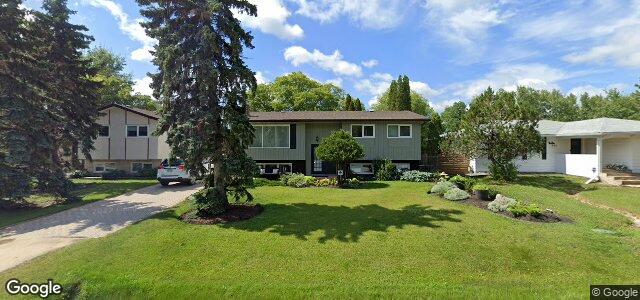 Larawan ng 738 Community Row sa Winnipeg, Manitoba