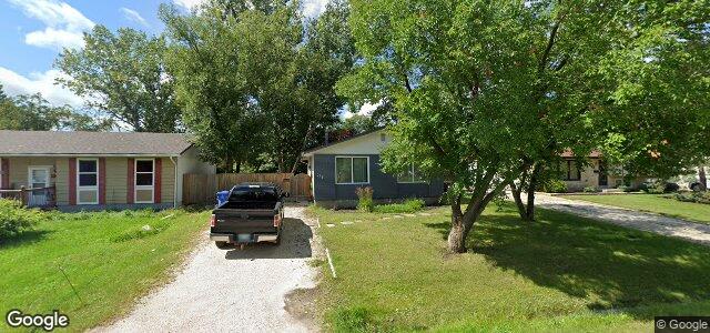 Larawan ng 746 Community Row sa Winnipeg, Manitoba