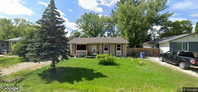 Larawan ng 750 Community Row sa Winnipeg, Manitoba