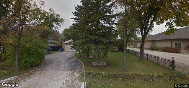 Larawan ng 770 Charleswood Road sa Winnipeg, Manitoba