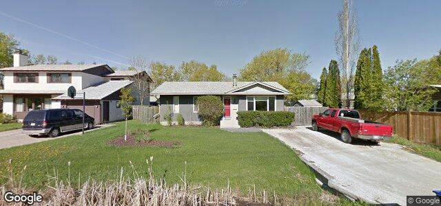 Larawan ng 804 Community Row sa Winnipeg, Manitoba