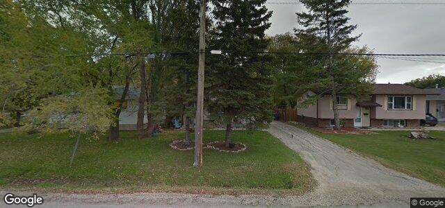 Larawan ng 813 Charleswood Road sa Winnipeg, Manitoba