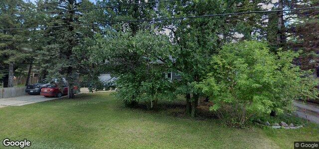 Larawan ng 857 Charleswood Road sa Winnipeg, Manitoba