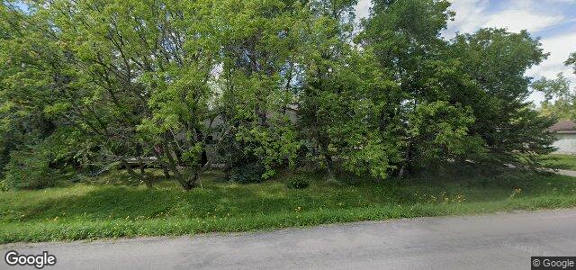 920 Charleswood Road（加拿大曼尼托巴省溫尼伯市）房屋照片