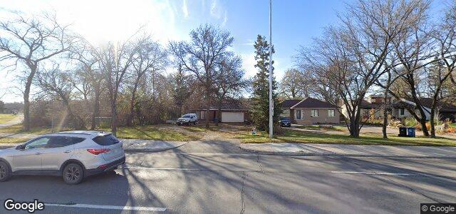 Larawan ng 2086 Portage Avenue sa Winnipeg, Manitoba