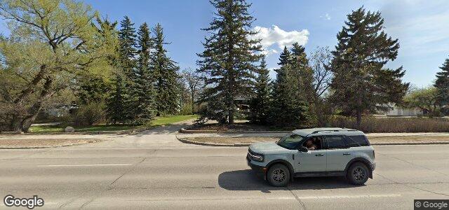 2246 Portage Avenue（加拿大曼尼托巴省温尼伯市）房屋照片