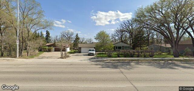 Larawan ng 2278 Portage Avenue sa Winnipeg, Manitoba