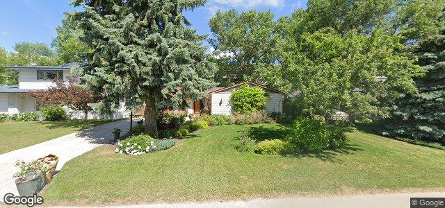 Larawan ng 2431 Assiniboine Crescent sa Winnipeg, Manitoba