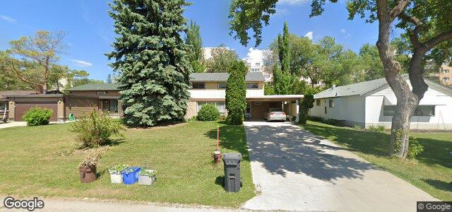 Larawan ng 2445 Assiniboine Crescent sa Winnipeg, Manitoba