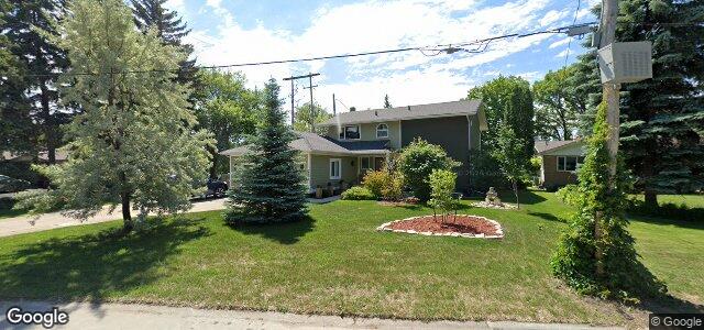 Larawan ng 2466 Assiniboine Crescent sa Winnipeg, Manitoba