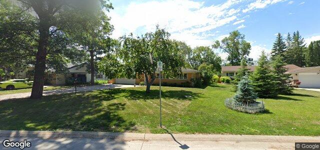 Larawan ng 2496 Assiniboine Crescent sa Winnipeg, Manitoba