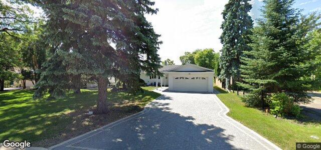 Photo of 2520 Assiniboine Crescent in Winnipeg, Manitoba