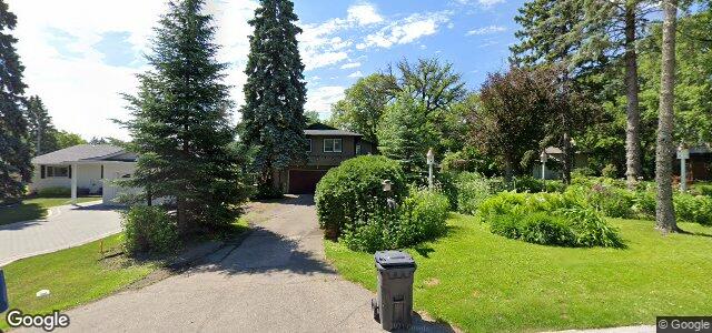 Larawan ng 2524 Assiniboine Crescent sa Winnipeg, Manitoba