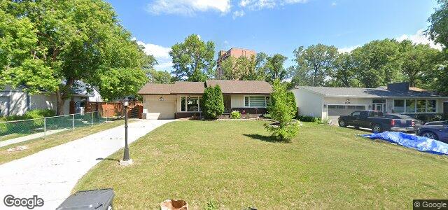 Larawan ng 2527 Assiniboine Crescent sa Winnipeg, Manitoba