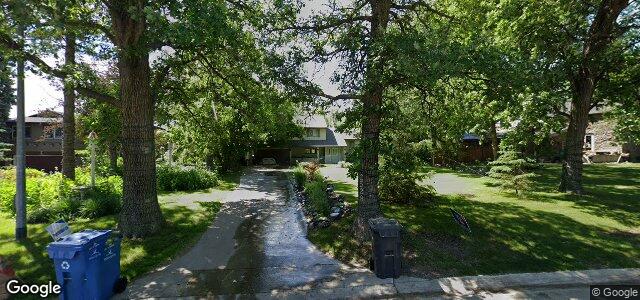 Photo of 2528 Assiniboine Crescent in Winnipeg, Manitoba