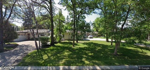 Larawan ng 2546 Assiniboine Crescent sa Winnipeg, Manitoba