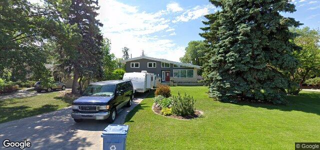 Larawan ng 2554 Assiniboine Crescent sa Winnipeg, Manitoba