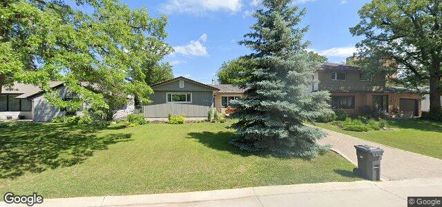 Larawan ng 2555 Assiniboine Crescent sa Winnipeg, Manitoba