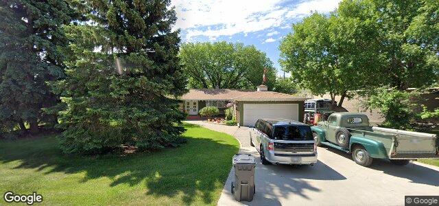 Larawan ng 2558 Assiniboine Crescent sa Winnipeg, Manitoba