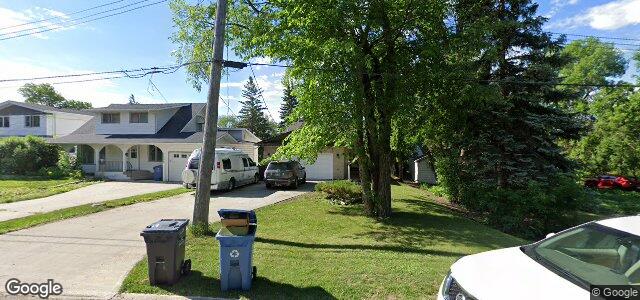 Larawan ng 2598 Assiniboine Crescent sa Winnipeg, Manitoba