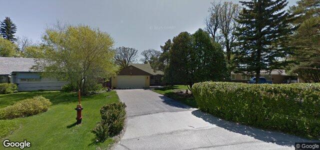 Larawan ng 62 Mount Royal Crescent sa Winnipeg, Manitoba