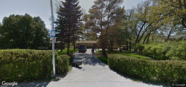 Larawan ng 68 Mount Royal Crescent sa Winnipeg, Manitoba