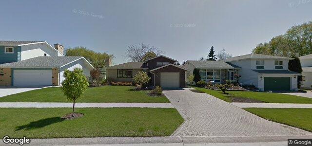 Larawan ng 142 Athlone Drive sa Winnipeg, Manitoba
