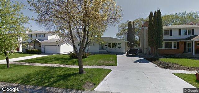 Larawan ng 18 Prairie View Road sa Winnipeg, Manitoba