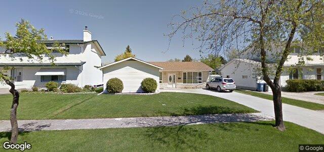 Larawan ng 214 Athlone Drive sa Winnipeg, Manitoba