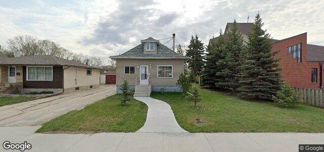 Larawan ng 223 Thompson Drive sa Winnipeg, Manitoba