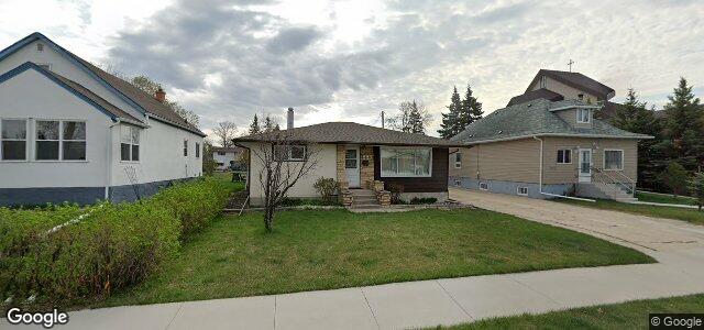 Photo of 227 Thompson Drive in Winnipeg, Manitoba