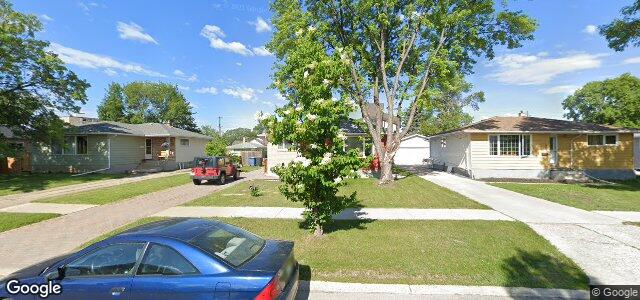 Larawan ng 232 Wallasey Street sa Winnipeg, Manitoba