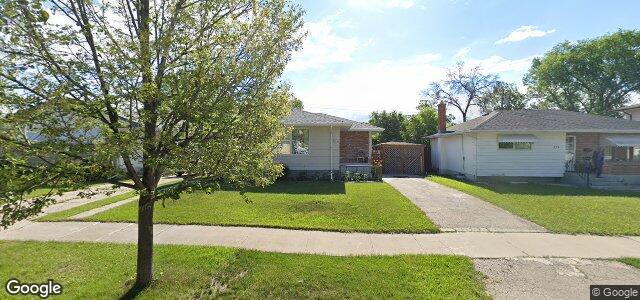 Larawan ng 233 Wallasey Street sa Winnipeg, Manitoba
