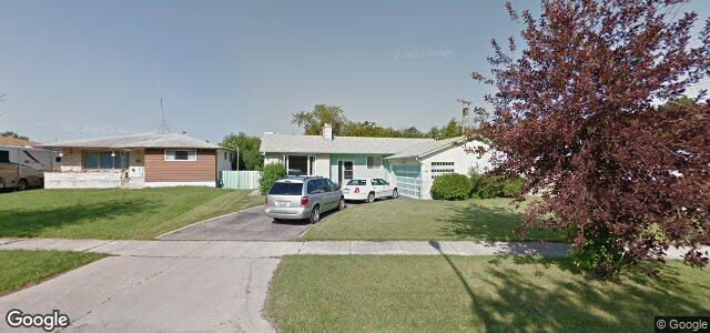 Larawan ng 24 Athlone Drive sa Winnipeg, Manitoba