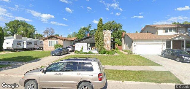 Larawan ng 242 Aldine Street sa Winnipeg, Manitoba