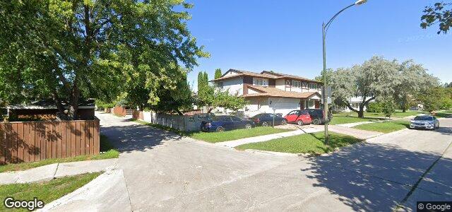 Larawan ng 245 Athlone Drive sa Winnipeg, Manitoba