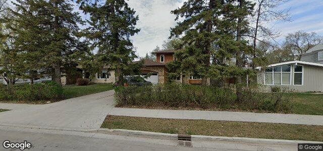 Larawan ng 256 Thompson Drive sa Winnipeg, Manitoba