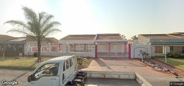 Larawan ng 27 Flamingo Avenue sa Winnipeg, Manitoba