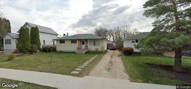 Larawan ng 271 Thompson Drive sa Winnipeg, Manitoba
