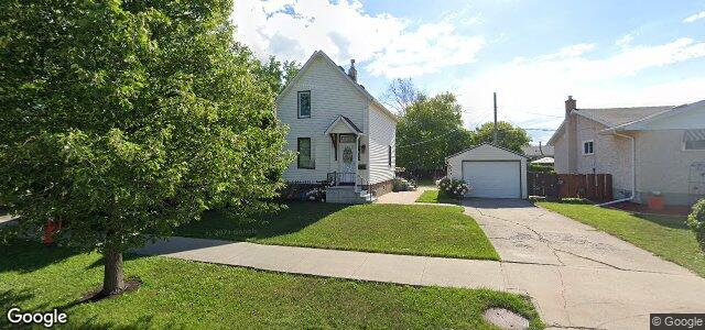 Larawan ng 271 Wallasey Street sa Winnipeg, Manitoba