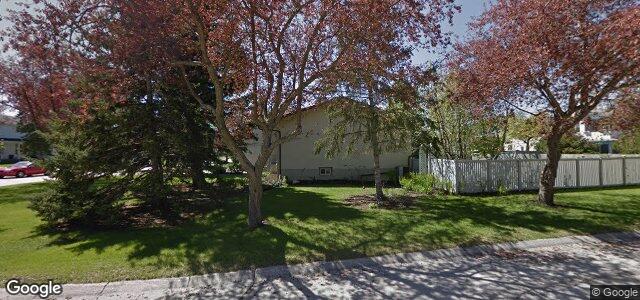 Larawan ng 28 Woodgreen Place sa Winnipeg, Manitoba