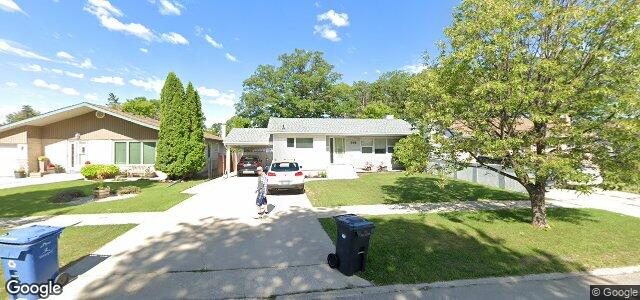 Larawan ng 284 Wallasey Street sa Winnipeg, Manitoba