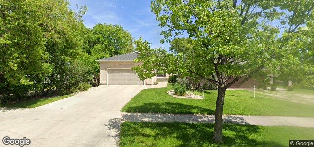 Larawan ng 285 Ronald Street sa Winnipeg, Manitoba